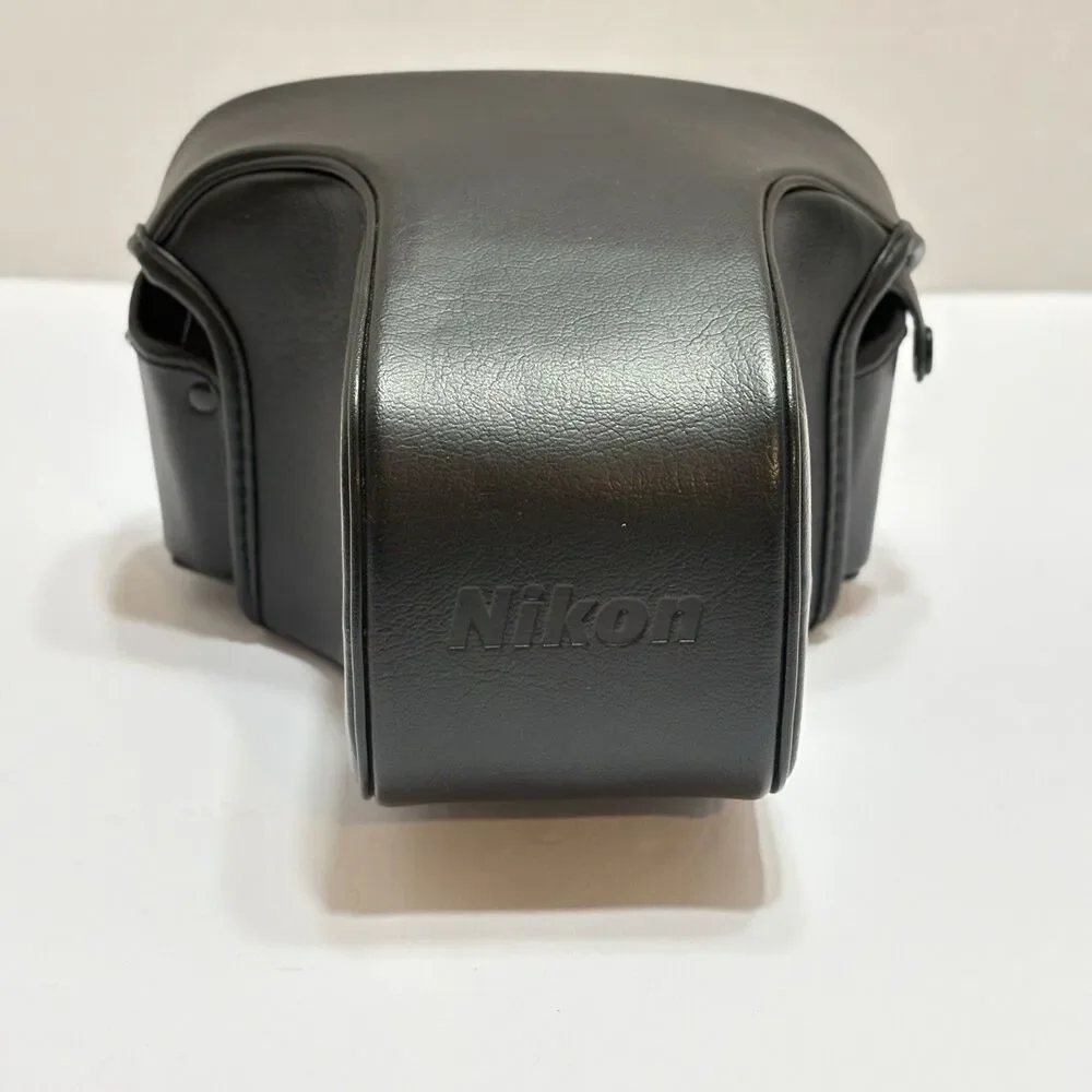 Vintage Nikon FM10 Fitted Case Japan